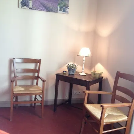 Mas La Cigaliere Bed & Breakfast Venasque